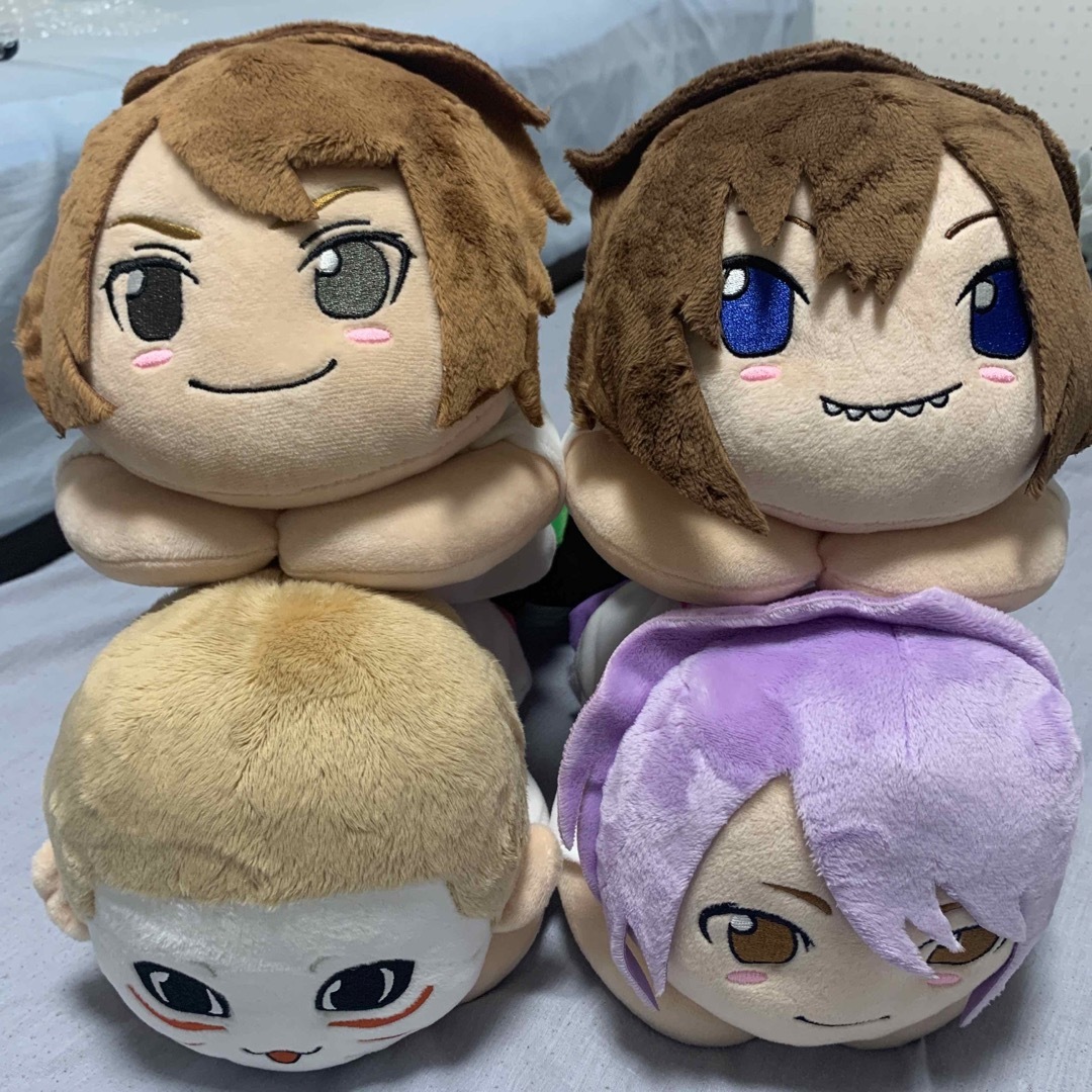 ゴールデンボンバー 寝そべり ぬいぐるみ 人形4体 セット ロボヒップ | フリマアプリ ラクマ