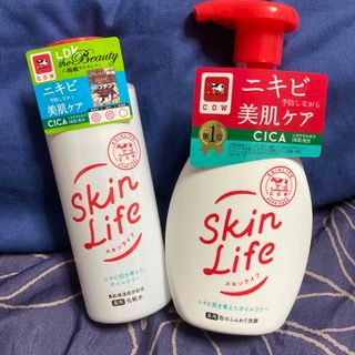 ギュウニュウセッケン(牛乳石鹸)の真心様薬用泡のふんわり洗顔と化粧水(洗顔料)