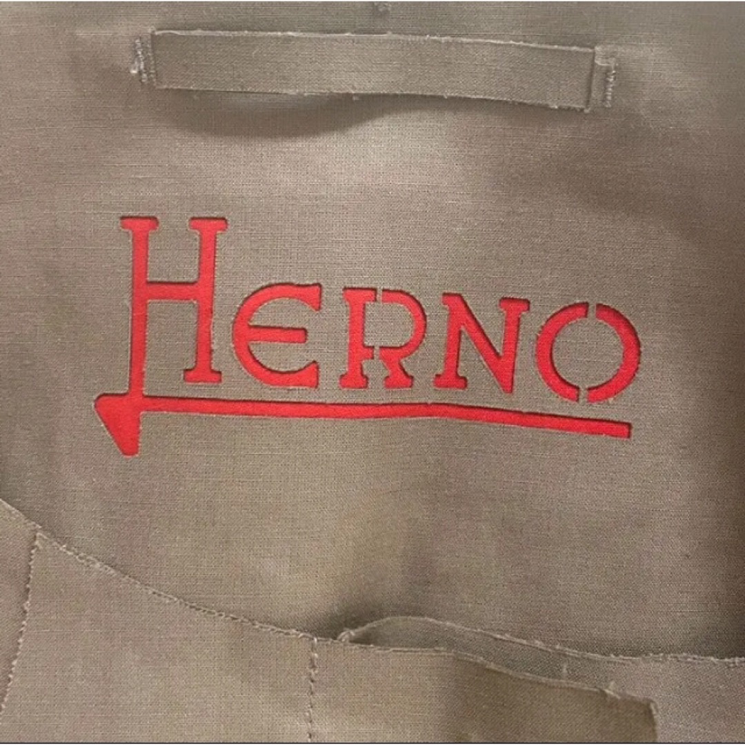 コットン98％ポリウレタン2％：美品 HERNO ヘルノ CA0146D リーフ 総柄 ノーカラーコート 44