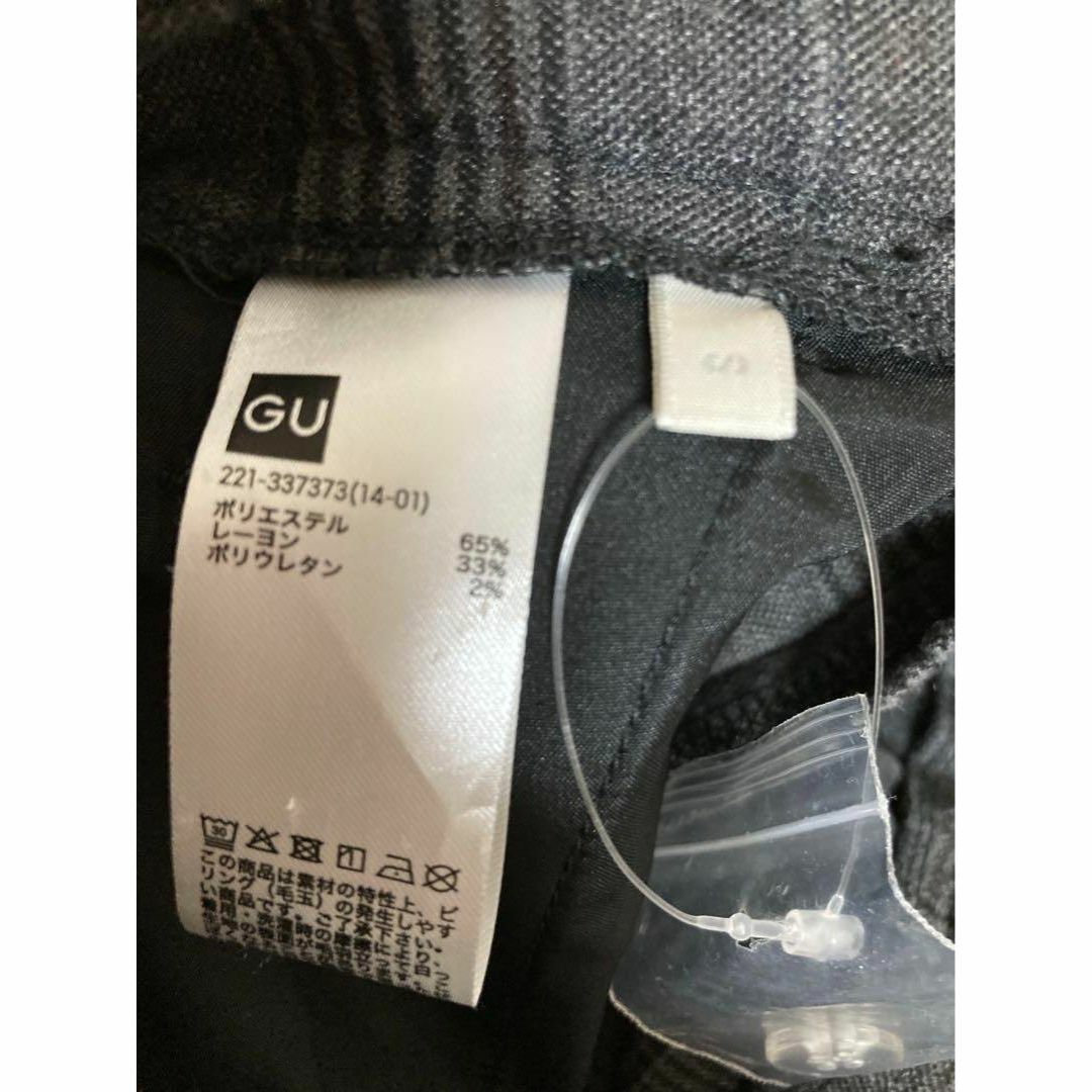 GU(ジーユー)の32a738  ジーユー　GU レディース　グレー　チェック柄　スラックス レディースのパンツ(バギーパンツ)の商品写真