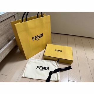 フェンディ(FENDI)の【値下げ】FENDI 空き箱、紙袋、巾着、リボン(ショップ袋)