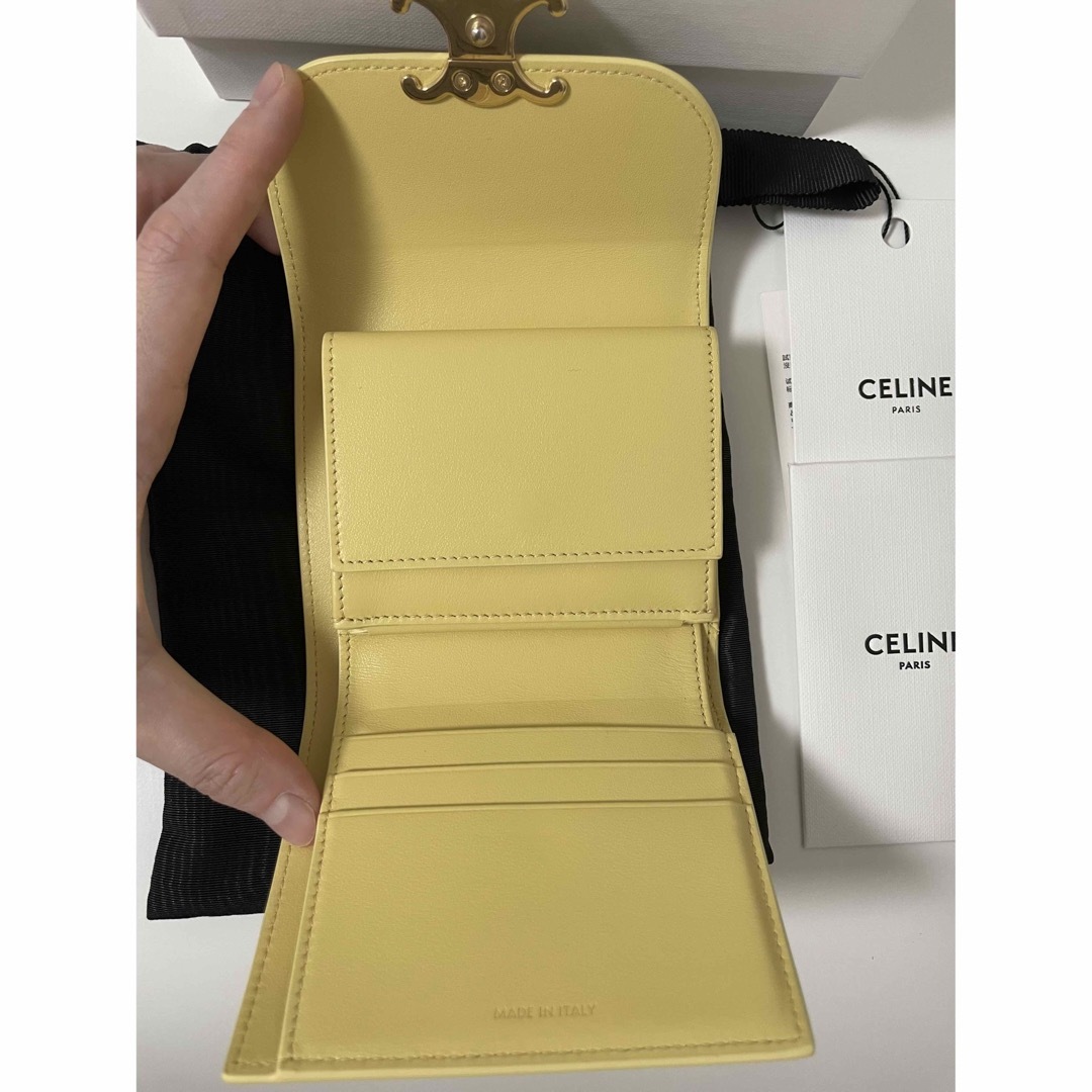 早朝に失礼いたします【最終お値下げ】CELINE スモールウォレットトリオンフシャイニーカーフスキン