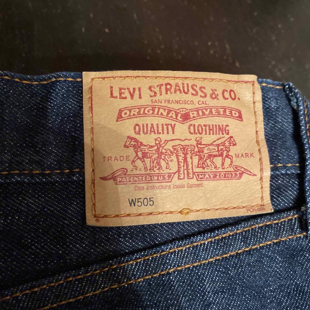 Levi's(リーバイス)のLEVI リーバイス　ジーンズ　デニム メンズのパンツ(デニム/ジーンズ)の商品写真
