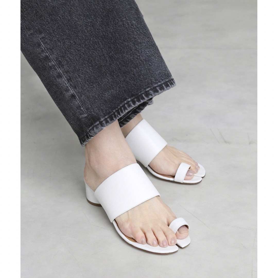 DEUXIEME CLASSE(ドゥーズィエムクラス)のDeuxieme 【MAISON MARGIELA 】HANNAH MULES  レディースの靴/シューズ(サンダル)の商品写真