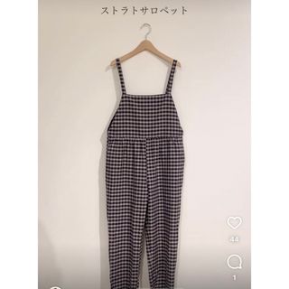 ネストローブ(nest Robe)のオローネ ストラトサロペット(チェック)(サロペット/オーバーオール)