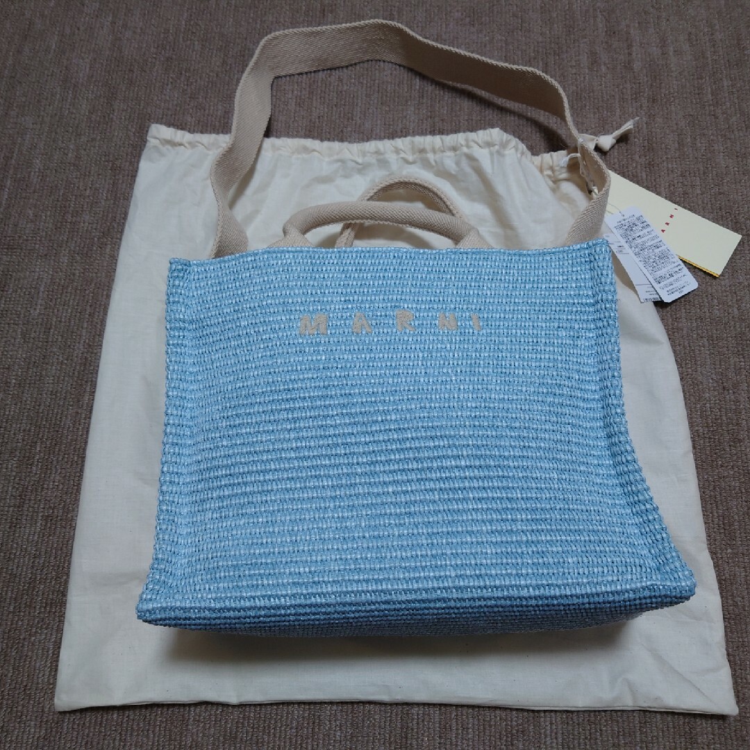 Marni(マルニ)のMARNI/マルニ　SMALL BASKET バッグ　サックスブルー　新品未使用 レディースのバッグ(ショルダーバッグ)の商品写真