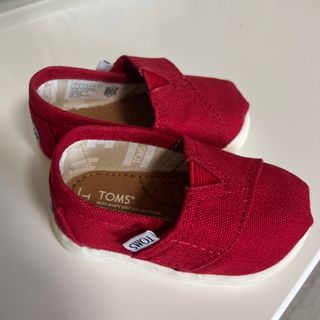 TOMS - 未使用　TOMS ベビーシューズ