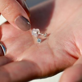 最終値下げ 一粒ダイヤモンドピアス スタッドピアス 0.13ct 片耳(ピアス)