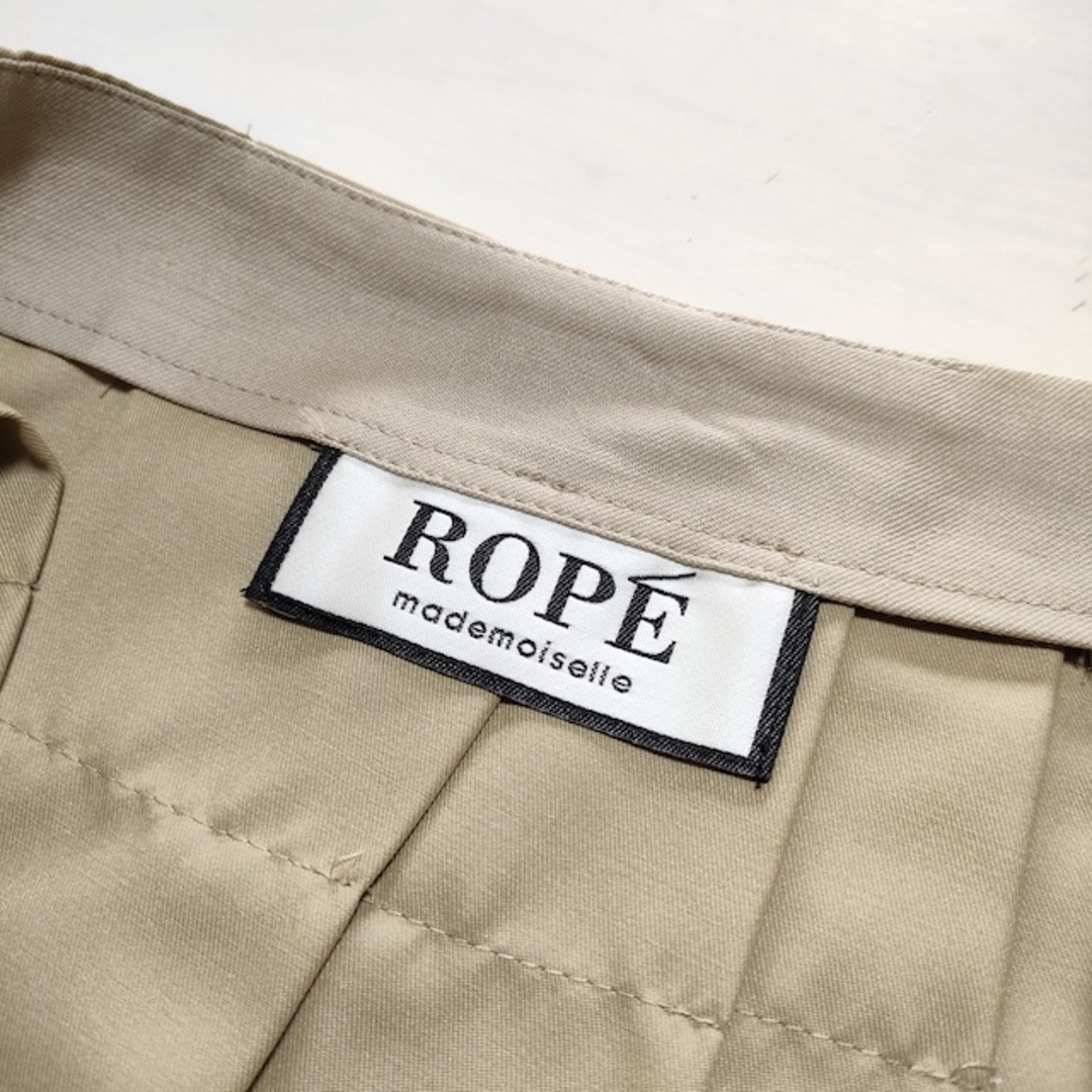 ROPE’(ロペ)のROPE' mademoiselle タック サイズ38 スカート ベージュ レディース ロペ【中古】3-0613G△ レディースのスカート(その他)の商品写真