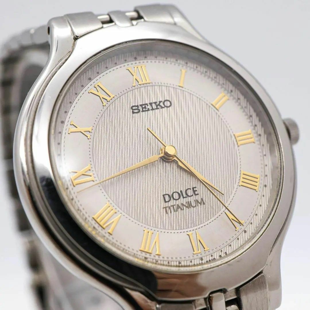 《美品》SEIKO Dolce 腕時計 シルバー チタニウム 薄型 ヴィンテージ