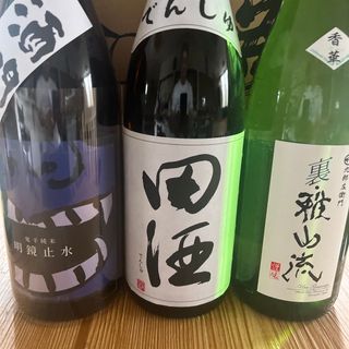 日本酒　一升　五本　花むら　田酒など(日本酒)