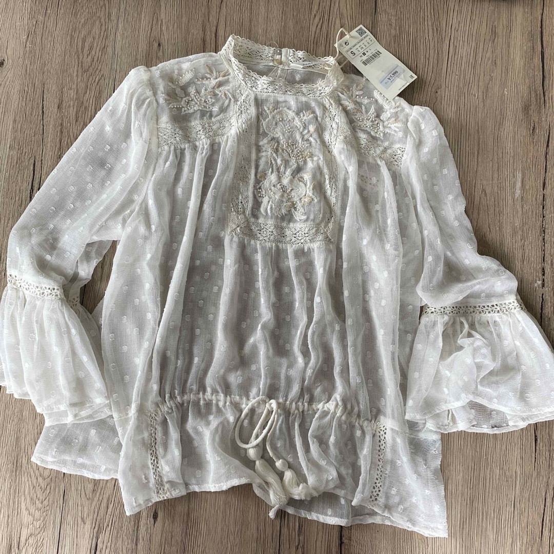 ZARA - ZARA レース刺繍ブラウスの通販 by K☆shop|ザラならラクマ ZARA - ZARA レース刺繍ブラウスの通販 by K☆shop|ザラならラクマ