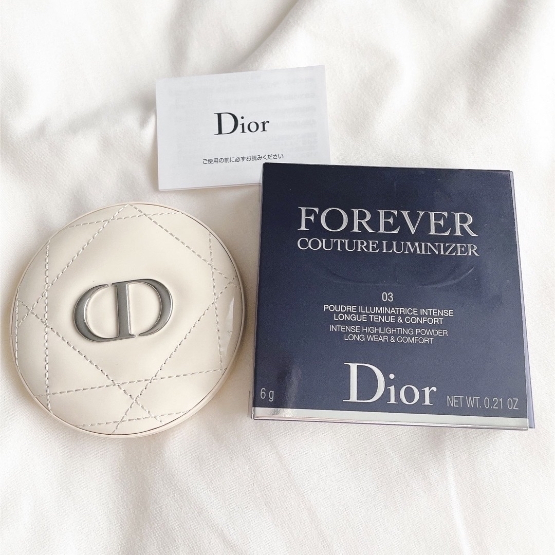 Dior(ディオール)の1度のみ使用【USED】Diorスキンフォーエヴァークチュールイルミナイザー03 コスメ/美容のベースメイク/化粧品(フェイスカラー)の商品写真