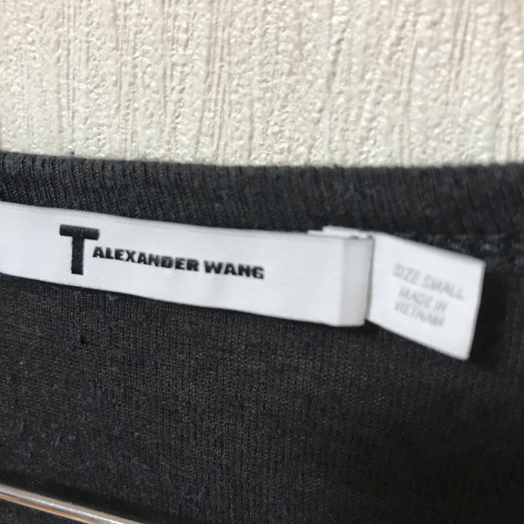 T by Alexander Wang(ティーバイアレキサンダーワン)のT by ALEXANDER WANS  Tシャツ　黒　レディース レディースのトップス(Tシャツ(半袖/袖なし))の商品写真