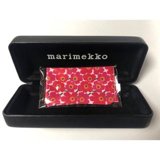 マリメッコ(marimekko)のマリメッコ　眼鏡ケース　クロス(サングラス/メガネ)