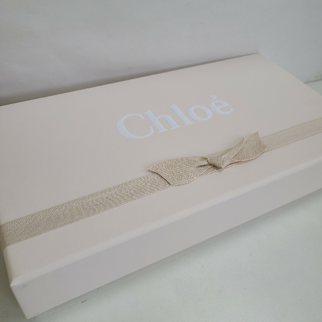 Chloe(クロエ)の新品未使用Chloe　クロエデラックスセット コスメ/美容の香水(香水(女性用))の商品写真