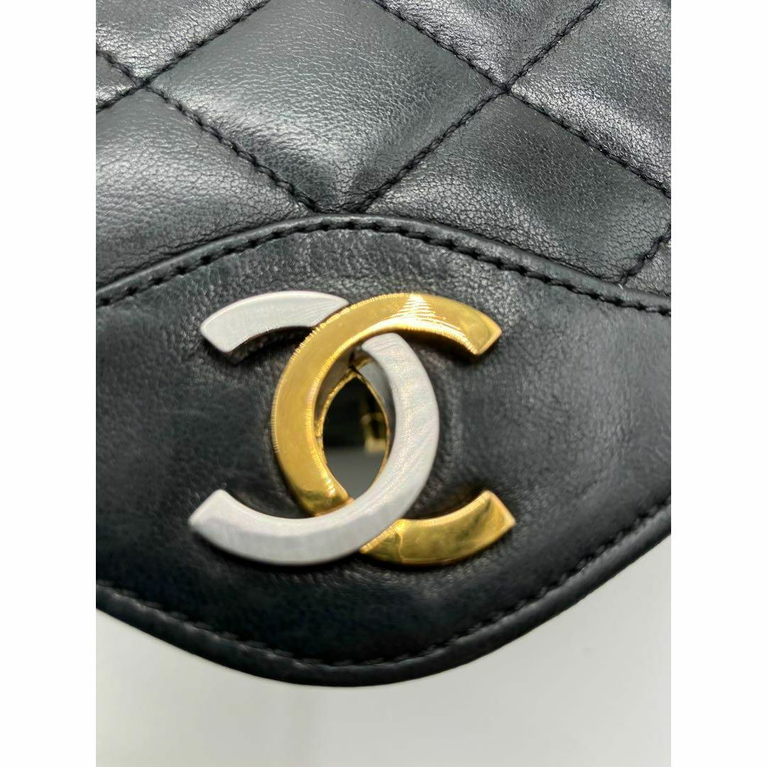 CHANEL ミニマトラッセ　ラムスキン　シャネルバッグ　パリ限定　美品