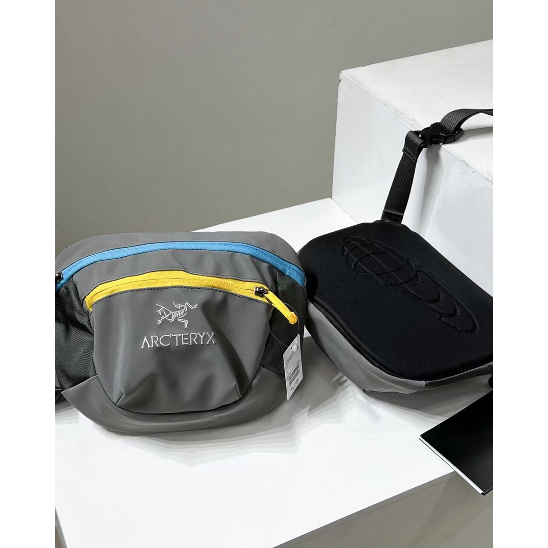 ARC'TERYX(アークテリクス)のアークテリクス ビームス ボーイ アロー ウエストバッグ ポーチ  レディースのバッグ(ショルダーバッグ)の商品写真