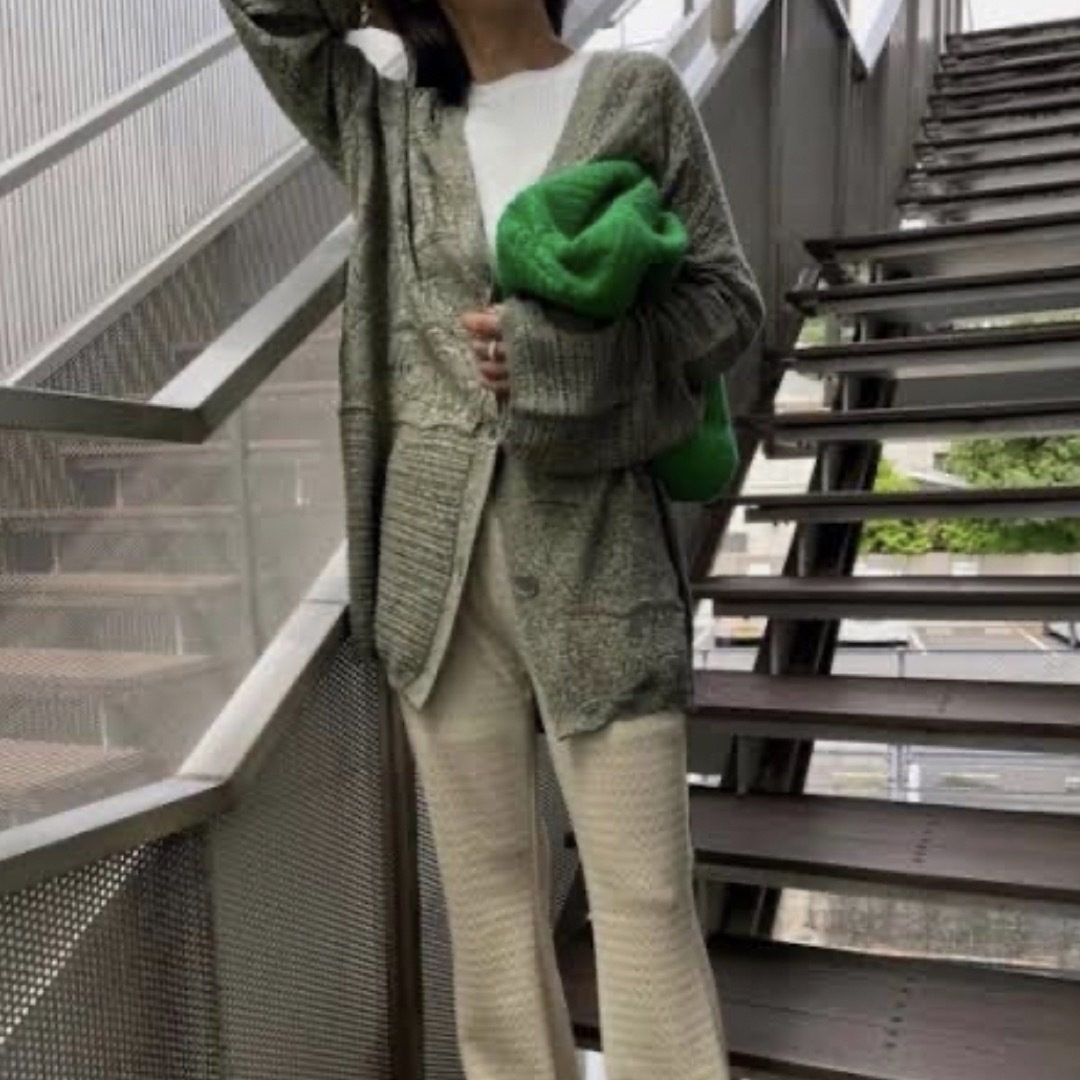 値上げ前❤️🔥AMERI 2WAY SWITCH CARDIGAN グリーン | フリマアプリ ラクマ