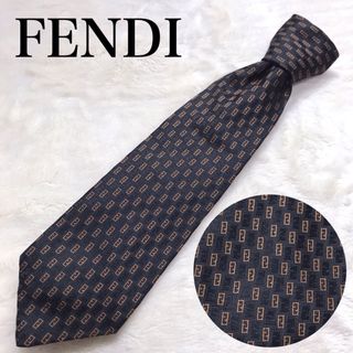 フェンディ(FENDI)の美品 FENDI ネクタイ ブラック 総柄 ズッカ柄 シルク ペカン(ネクタイ)