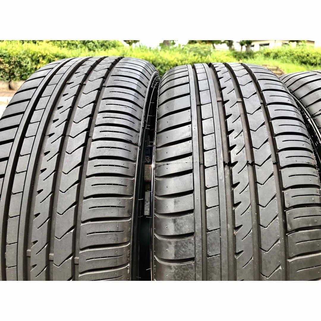 215/40R18 レイズ ヴェルサス ヴォウジェ 超美品 プリウス 30 50 215/40R18 レイズ ヴェルサス ヴォウジェ 超美品 プリウス 30 50