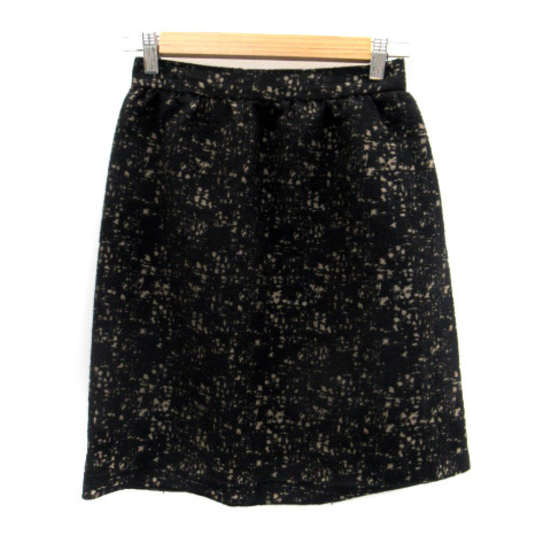 UNITED ARROWS(ユナイテッドアローズ)のユナイテッドアローズ UNITED ARROWS フレアスカート 総柄 38 黒 レディースのスカート(ひざ丈スカート)の商品写真