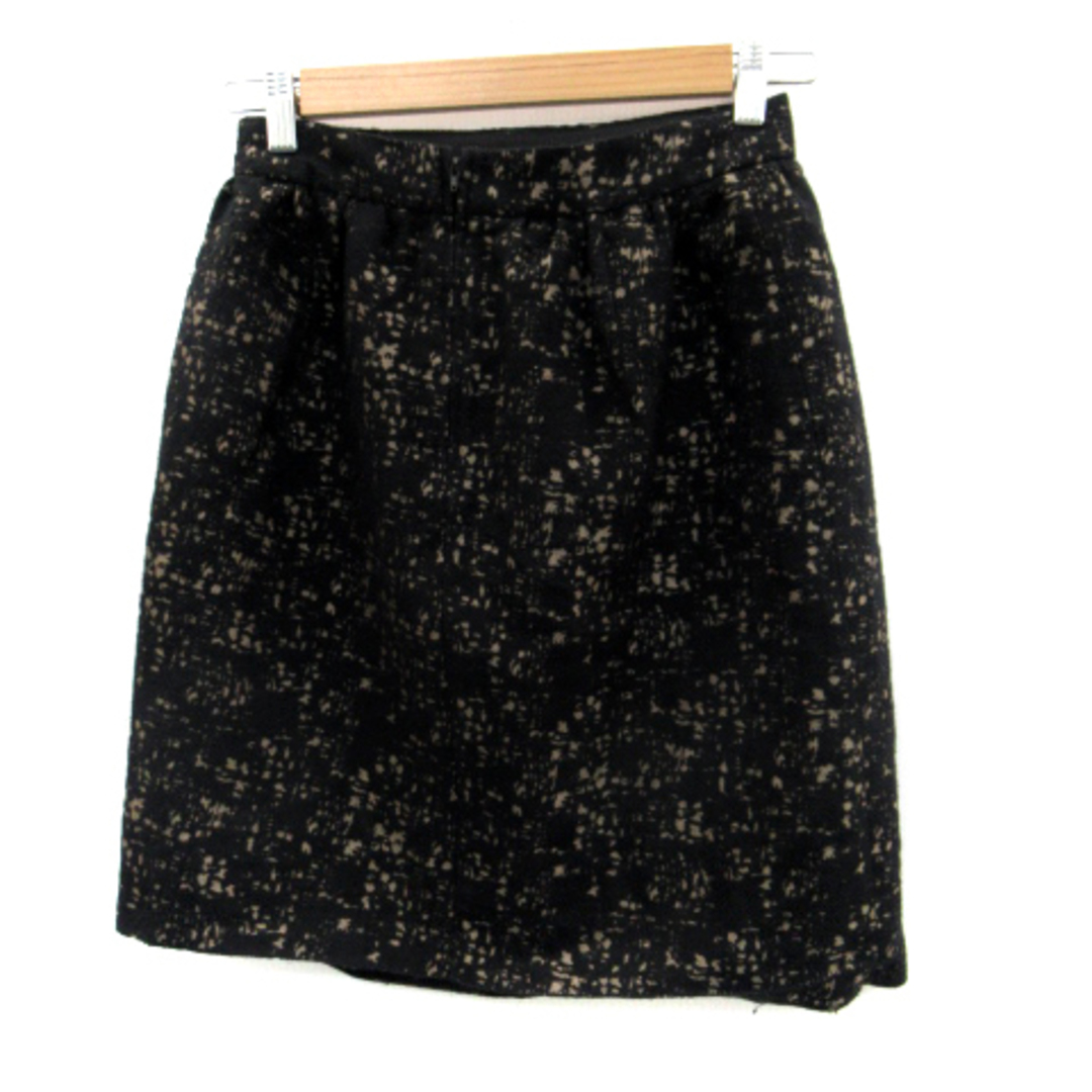 UNITED ARROWS(ユナイテッドアローズ)のユナイテッドアローズ UNITED ARROWS フレアスカート 総柄 38 黒 レディースのスカート(ひざ丈スカート)の商品写真