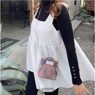 ザラ(ZARA)のショップK  Ribbon flare tops 新品未使用　フラワー(シャツ/ブラウス(半袖/袖なし))