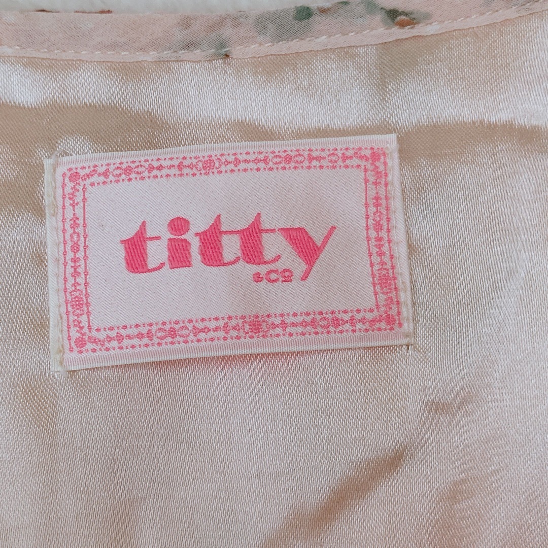 titty&co(ティティアンドコー)のtitty&co ゆったり 花柄 半袖 襟付き ワンピース L レディースのワンピース(ひざ丈ワンピース)の商品写真