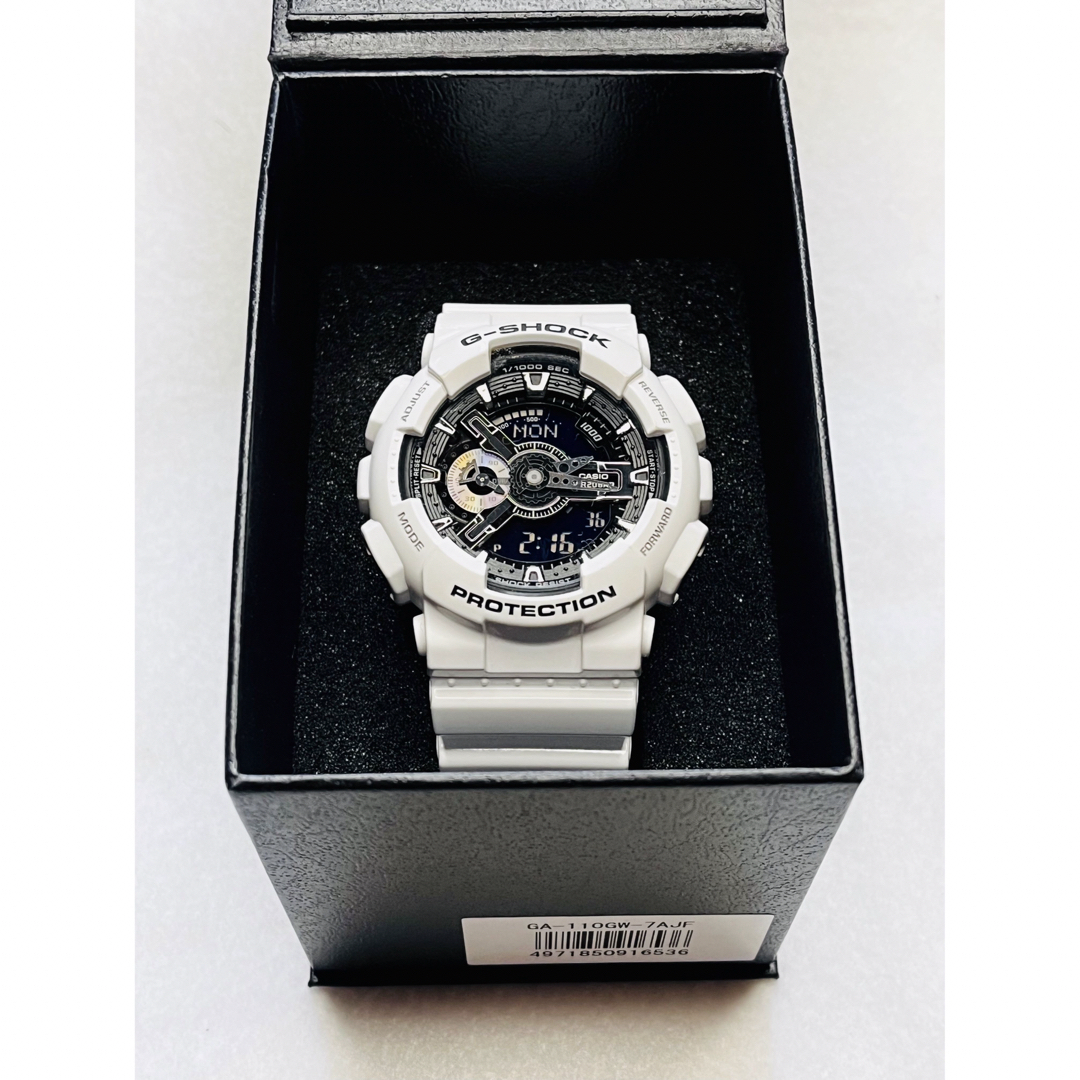 G-SHOCK(ジーショック)のG-SHOCK GA 110GW 中古 メンズの時計(腕時計(アナログ))の商品写真