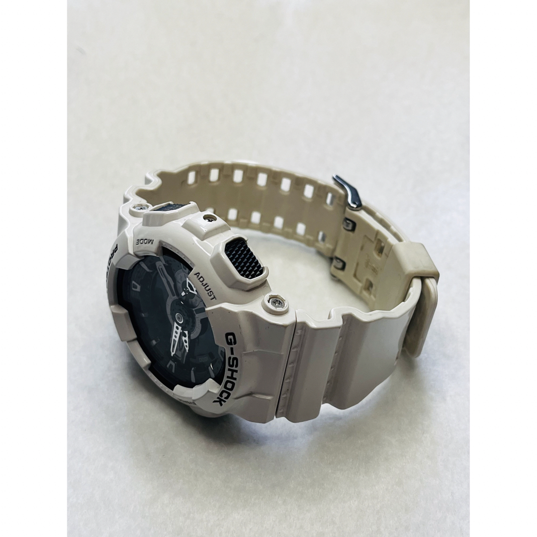 G-SHOCK(ジーショック)のG-SHOCK GA 110GW 中古 メンズの時計(腕時計(アナログ))の商品写真