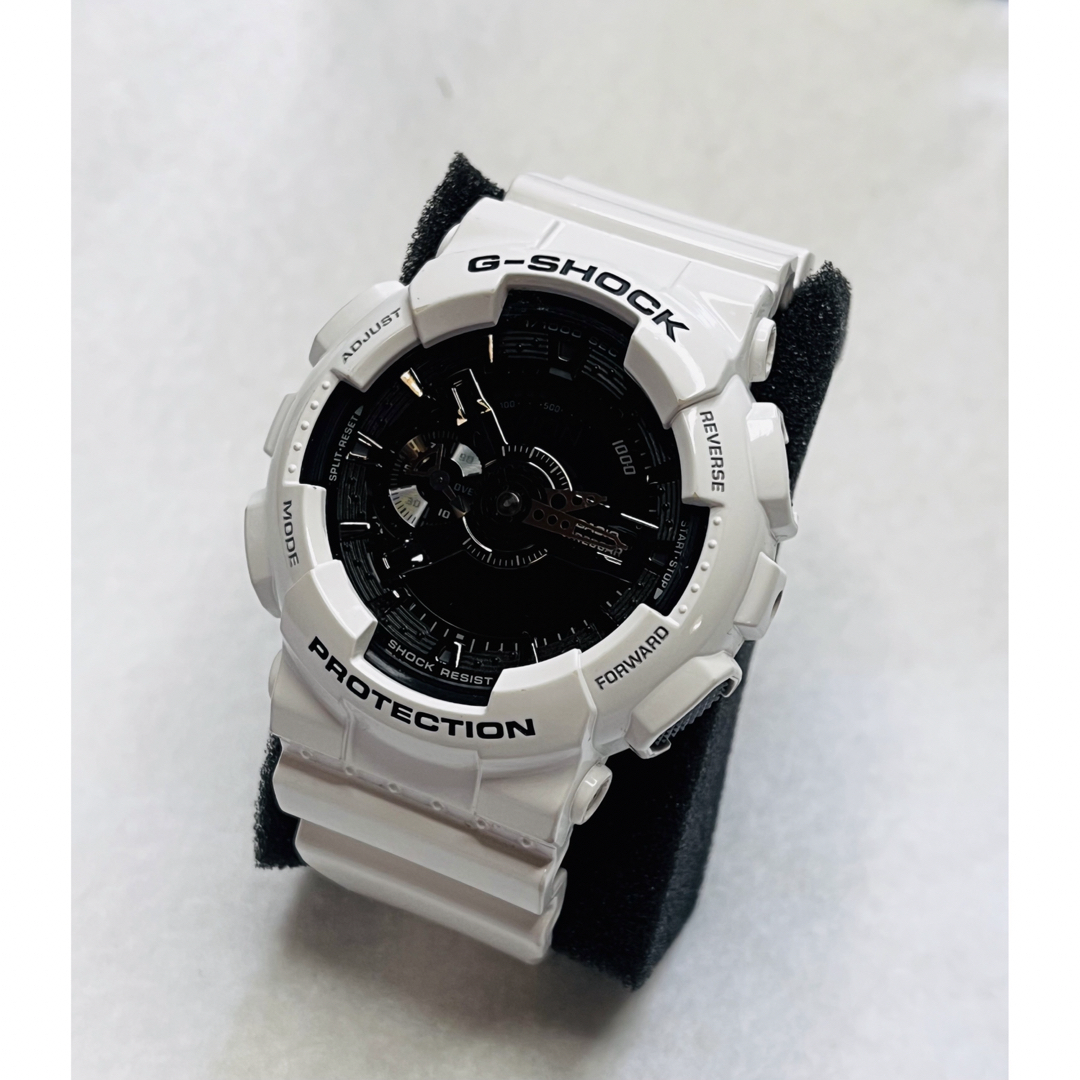 G-SHOCK(ジーショック)のG-SHOCK GA 110GW 中古 メンズの時計(腕時計(アナログ))の商品写真