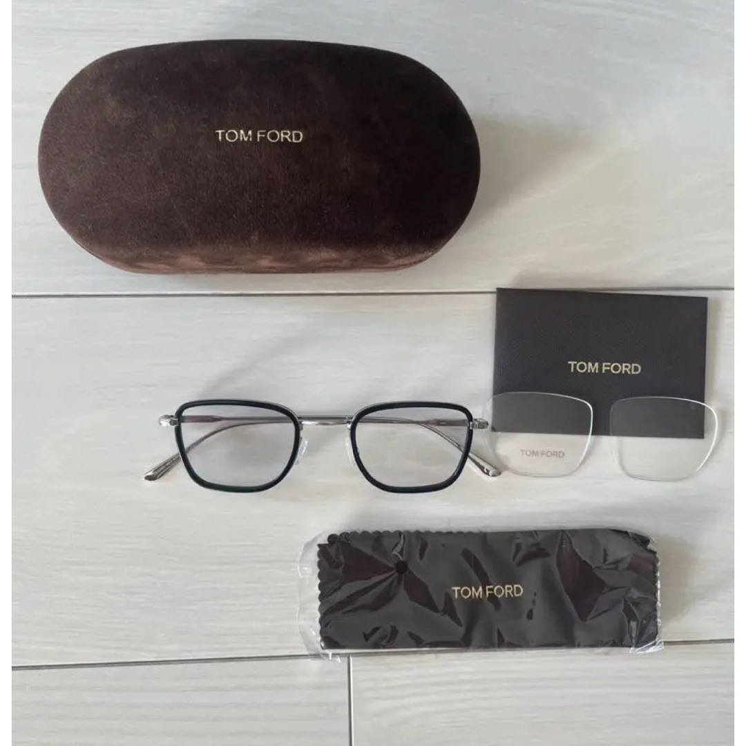 TOM FORD(トムフォード)のトムフォード　メガネ メンズのファッション小物(サングラス/メガネ)の商品写真