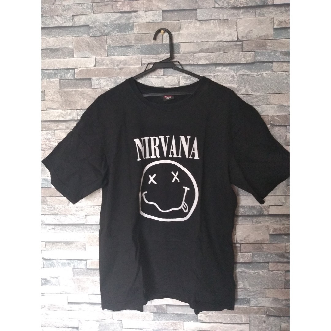 ＮＩＲＶＡＮＡプリントＴシャツ２枚 メンズのトップス(Tシャツ/カットソー(半袖/袖なし))の商品写真