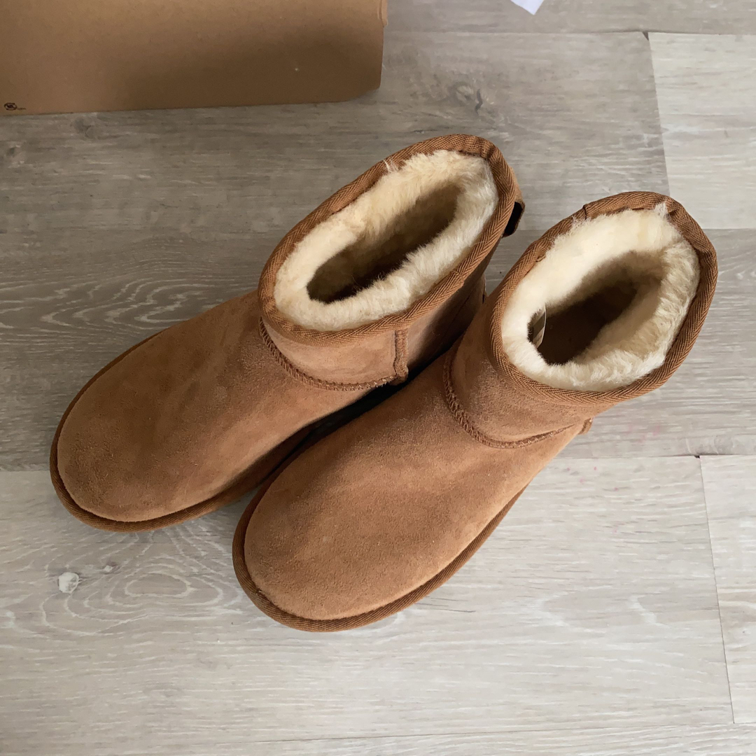 UGG(アグ)のUGG ムートンブーツ レディースの靴/シューズ(ブーツ)の商品写真