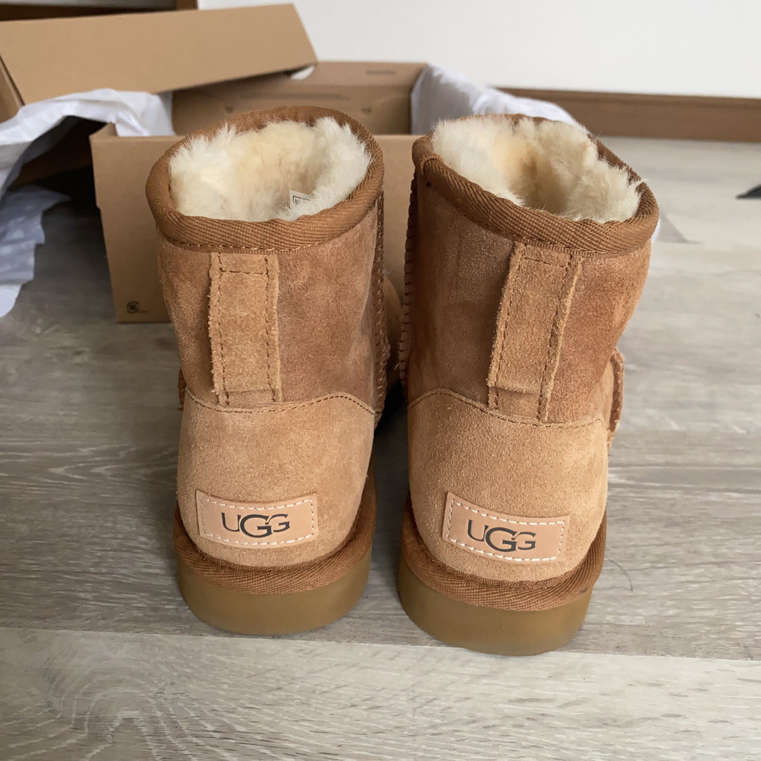 UGG(アグ)のUGG ムートンブーツ レディースの靴/シューズ(ブーツ)の商品写真