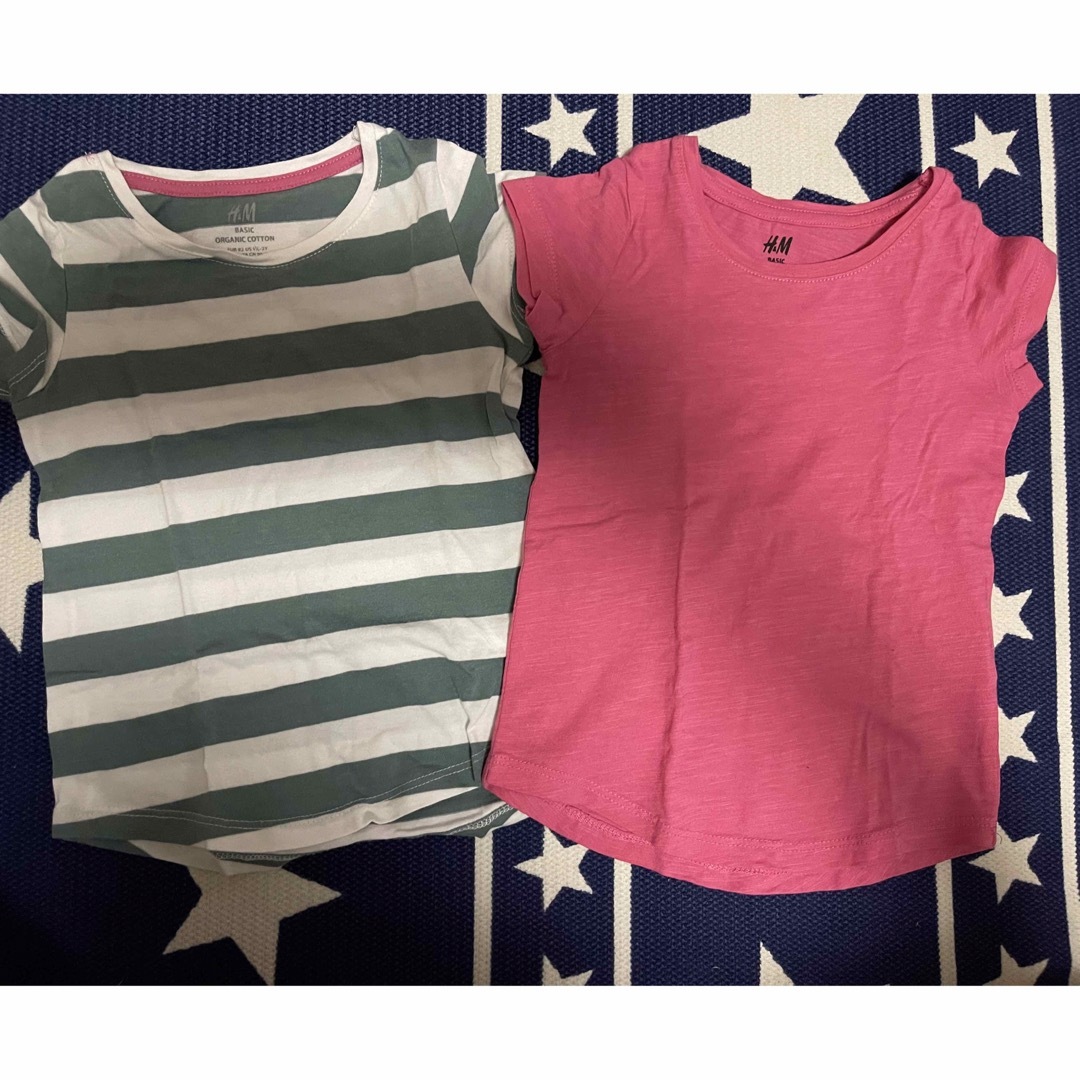 H&M(エイチアンドエム)の女児Tシャツ2枚セット キッズ/ベビー/マタニティのキッズ服女の子用(90cm~)(Tシャツ/カットソー)の商品写真