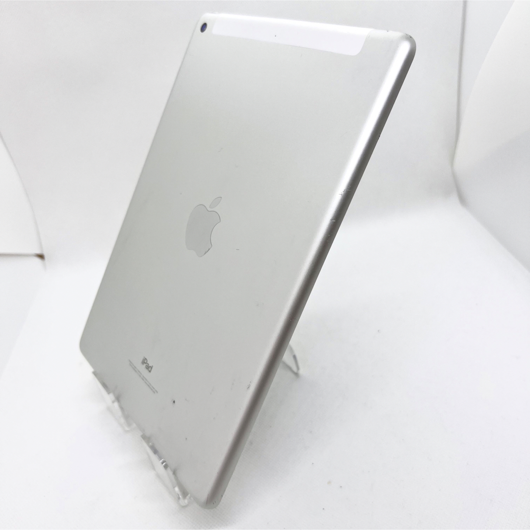IPad 2018 第6世代 32GB SIMフリーの通販 by Mei's shop|ラクマ