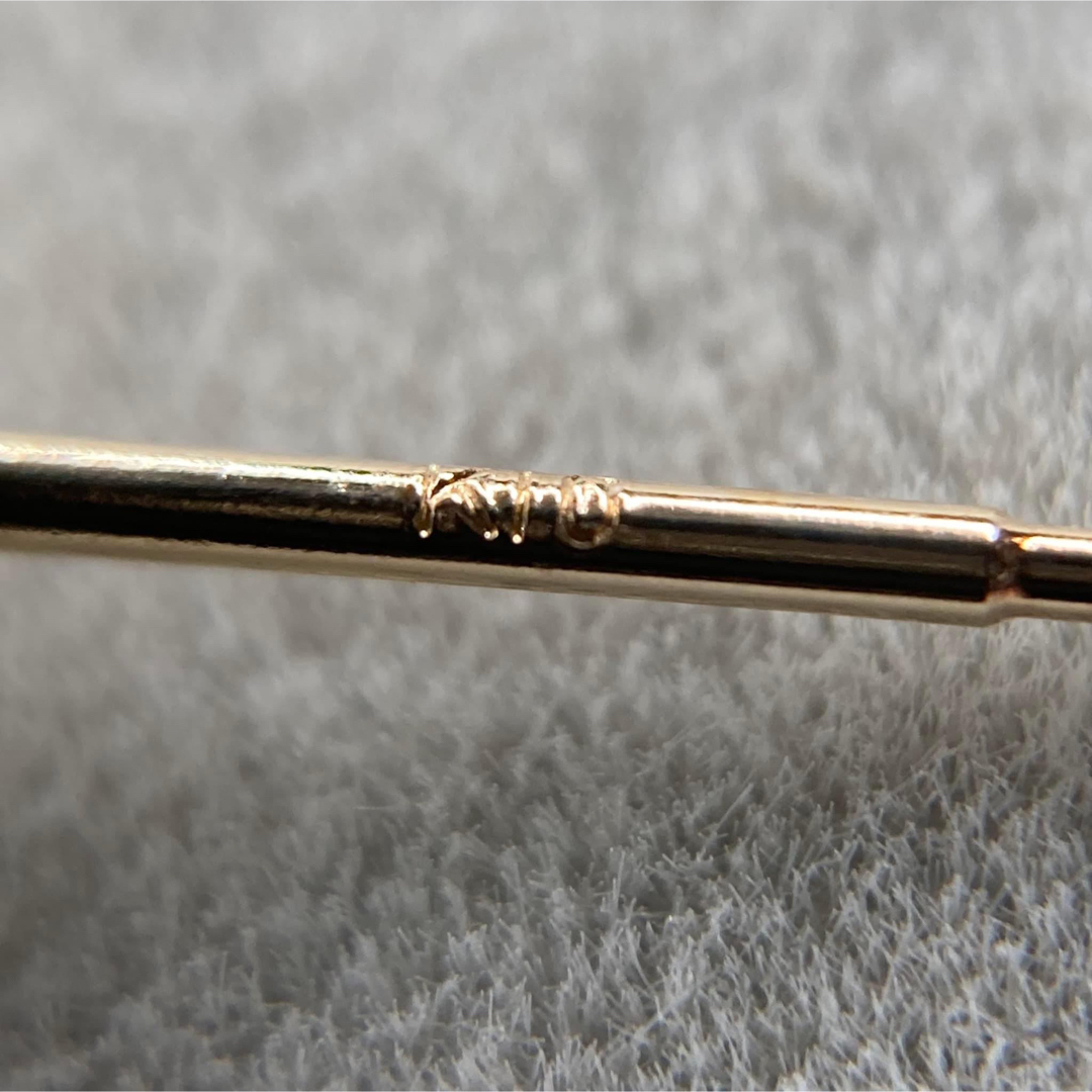 新品》ピアス ペリドット K10 パワーストーン シンプル 8月 誕生石 a