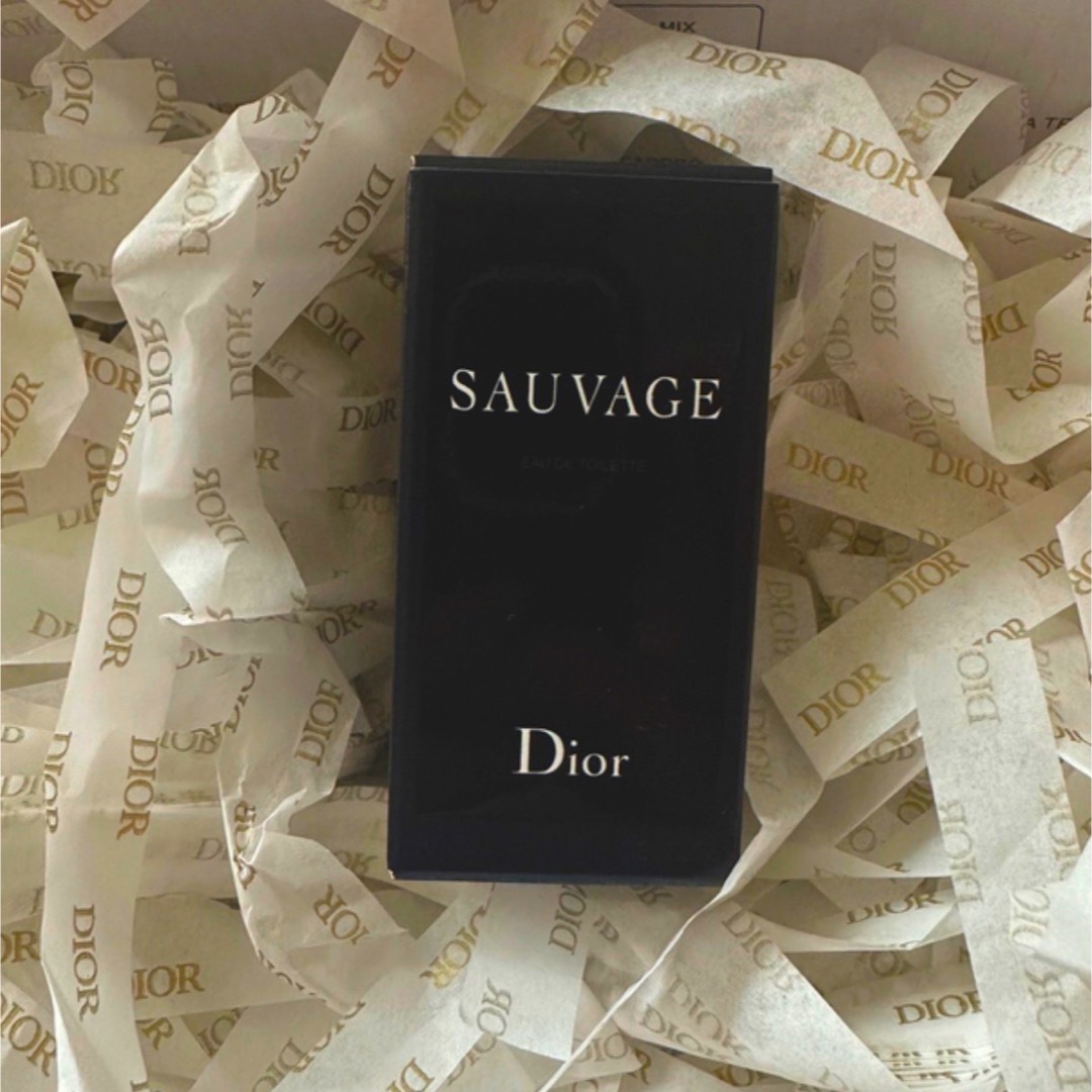 Christian Dior(クリスチャンディオール)のDior sauvage メンズ 香水　クリスチャン　ディオール コスメ/美容の香水(香水(男性用))の商品写真