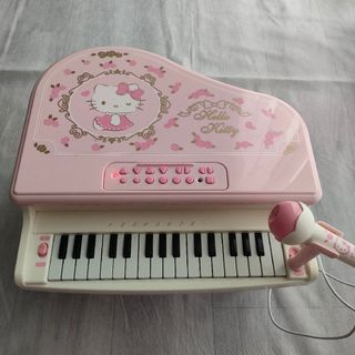 ハローキティ(ハローキティ)のキティちゃん　ピアノ(楽器のおもちゃ)