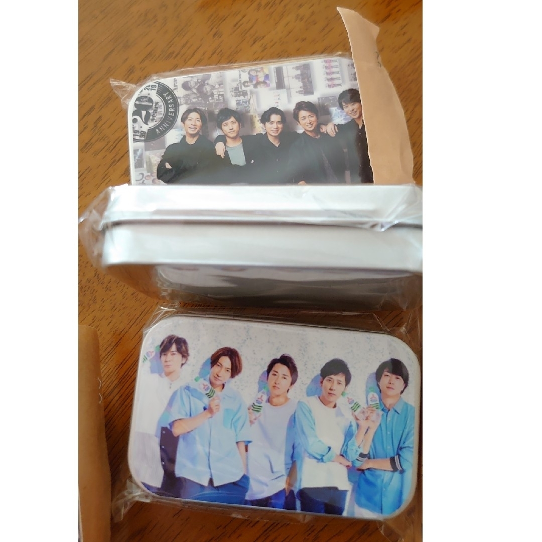 嵐　アルミ缶ケース　4個セット エンタメ/ホビーのタレントグッズ(アイドルグッズ)の商品写真