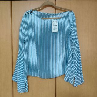 ザラ(ZARA)のZARA ベルスリーブ カットソー(シャツ/ブラウス(長袖/七分))