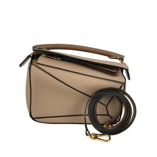 ロエベ ミニショルダーバッグ（ベージュ系）の通販 22点 | LOEWEを買う