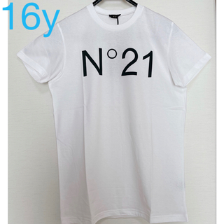 今季新作 ヌメロ N21 ロゴTシャツ