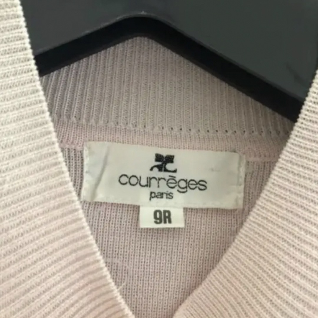 Courreges(クレージュ)のクレージュ　刺繍デザイン袖付　ピンク　ブラウス　カットソー レディースのトップス(シャツ/ブラウス(半袖/袖なし))の商品写真