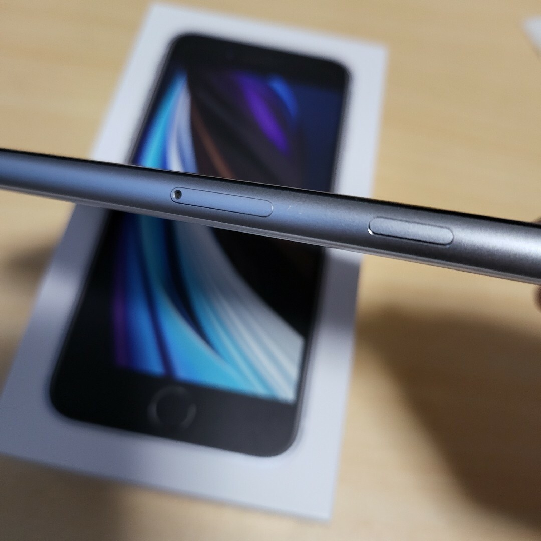 iPhone SE 第2世代 ホワイト 256GB iPhone SE 第2世代 ホワイト 256GB