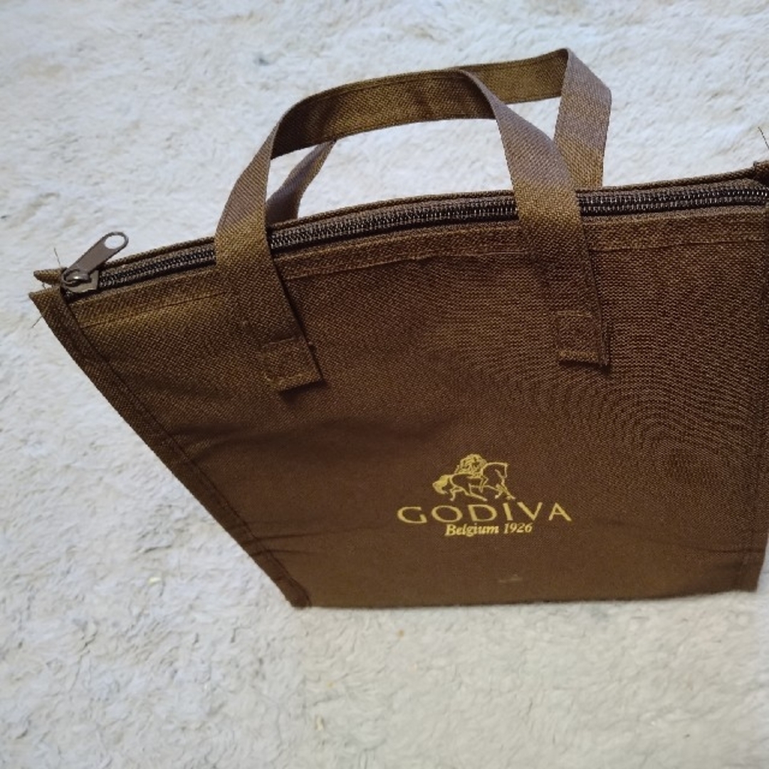 GODIVA(ゴディバ)のゴディバの保冷バッグ  インテリア/住まい/日用品のキッチン/食器(弁当用品)の商品写真