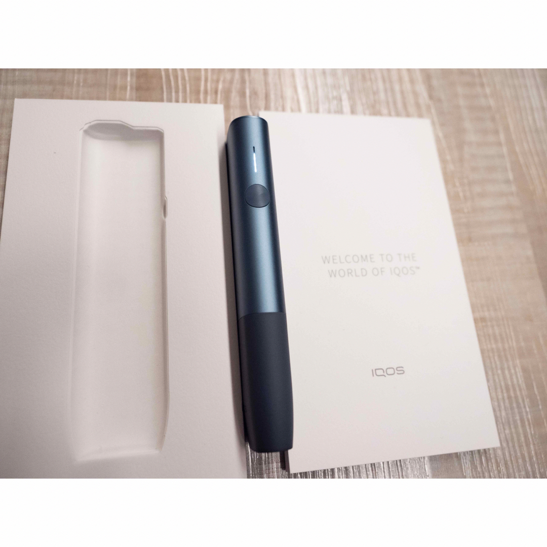 IQOS(アイコス)のIQOS ILUMA ONE (アイコス イルマワン) アズールブルー 女性使用 メンズのファッション小物(タバコグッズ)の商品写真