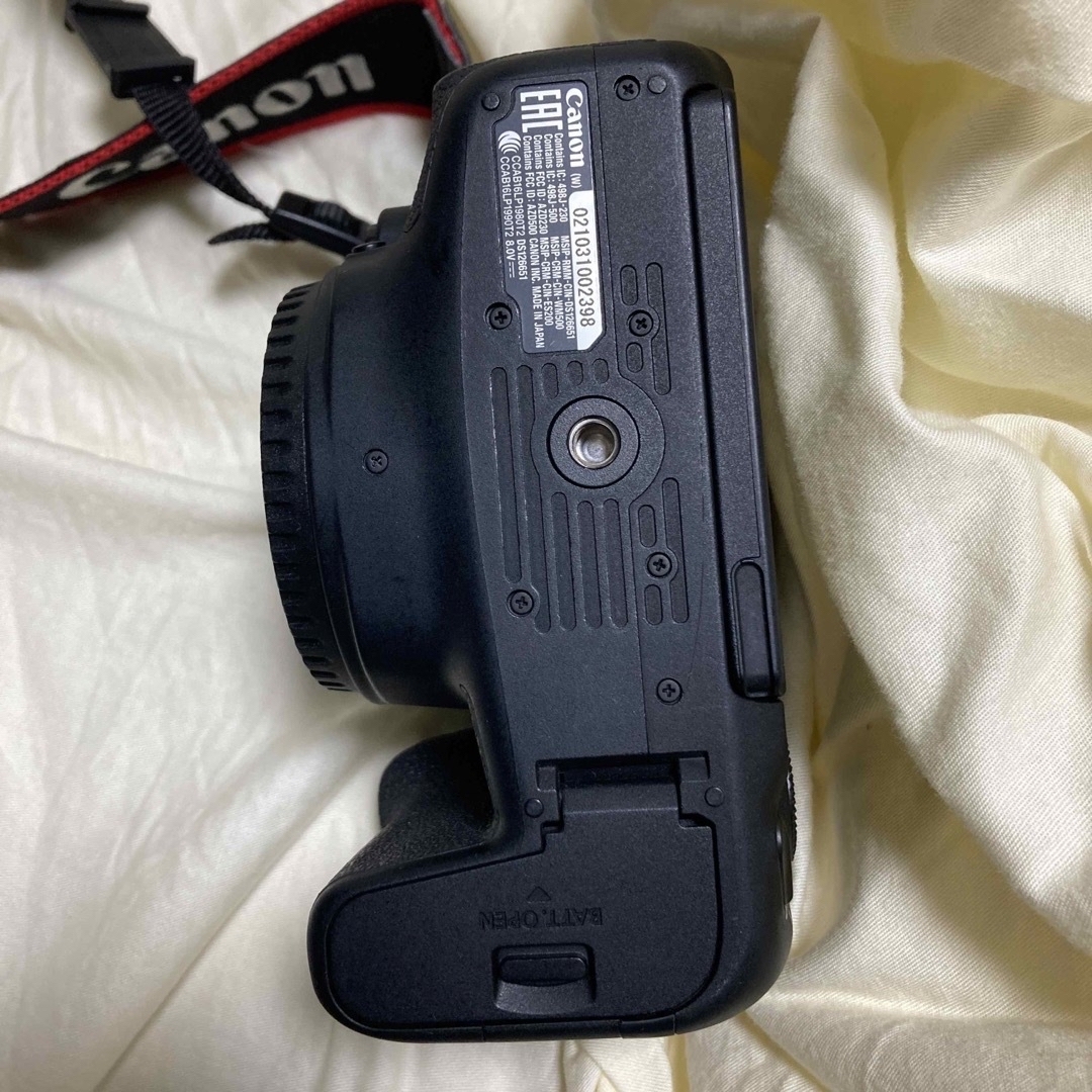 Canon EOS 9000Dボディ Canon EOS 9000Dボディ